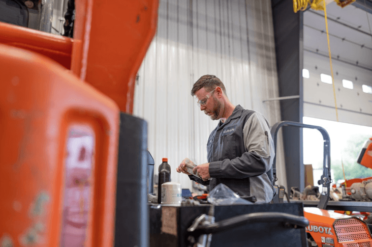 Kubota Service technician